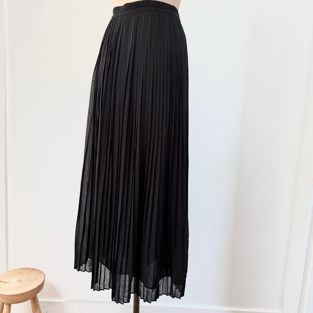 THE KOOPLES Black Pleated Skirt size small